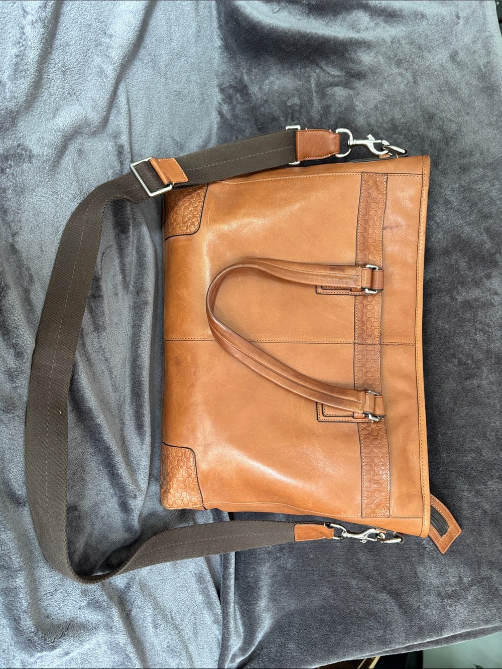 Tan Leather Messenger Bag with Detachable Strap